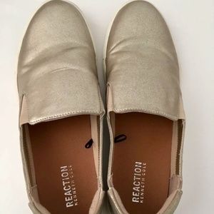 REACTION KENNETH COLE Gold Slip On Shoes Size 8
